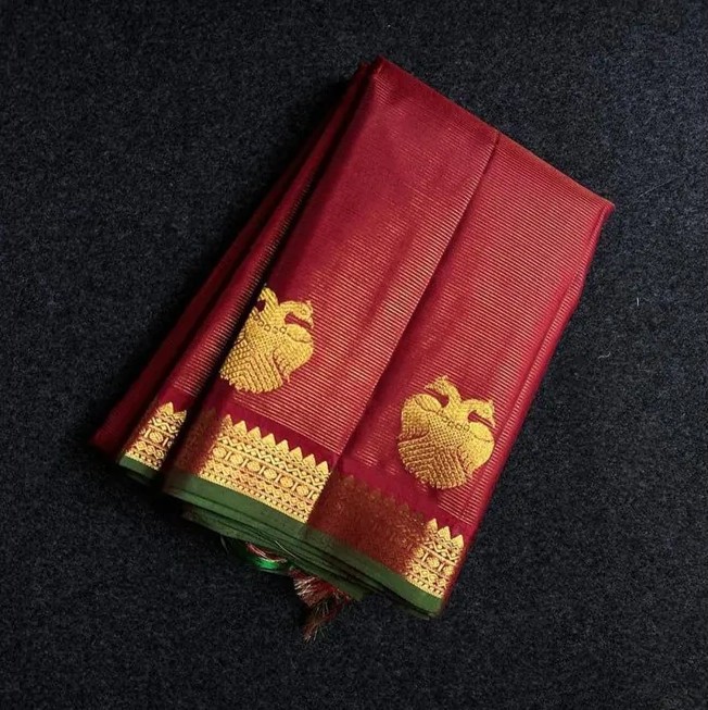 Beautifully finished silk saree